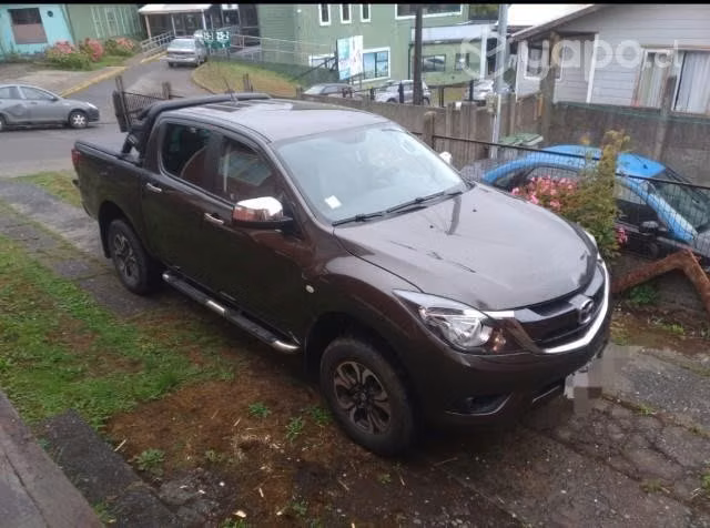 Vendo camioneta Mazda - Imagen 5
