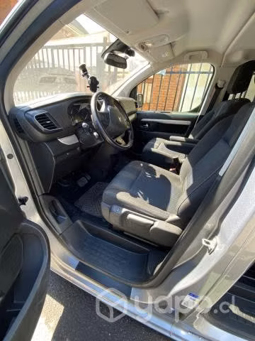 Vendo Peugeot Traveller 2023