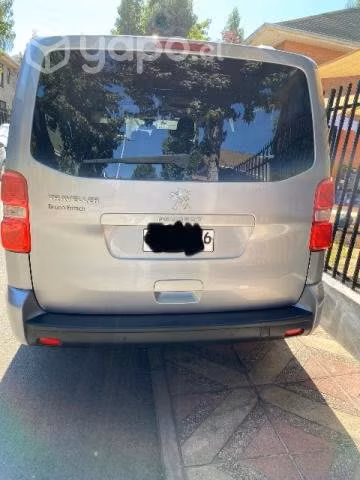 Vendo Peugeot Traveller 2023