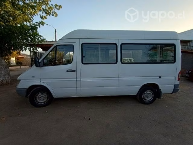 Mercedes Benz sprinter escolar