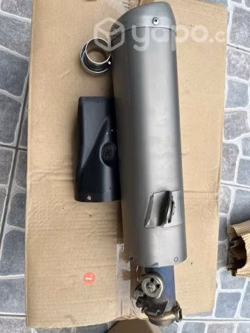 Tubo de escape (silenciador) YAMAHA R6