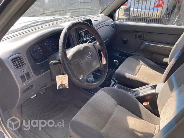 Nissan d22 2002