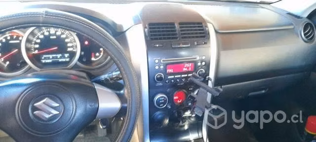 Suzuki grand vitara 2013