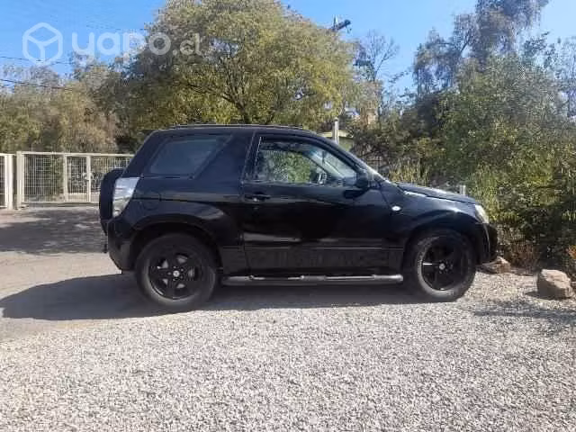 Suzuki grand vitara 2013