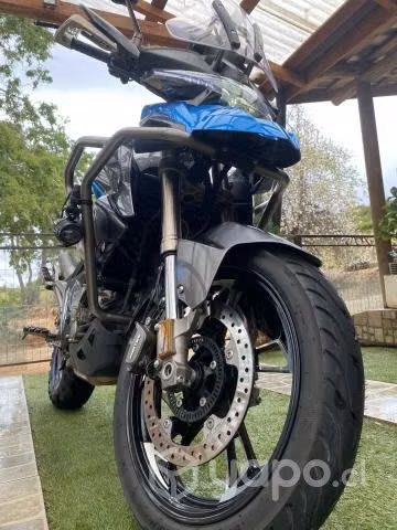 Vendo mi moto
