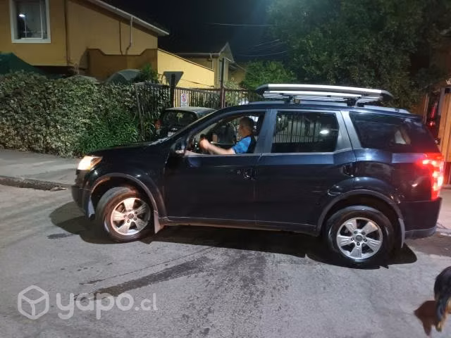 Mahindra xuv500 2016