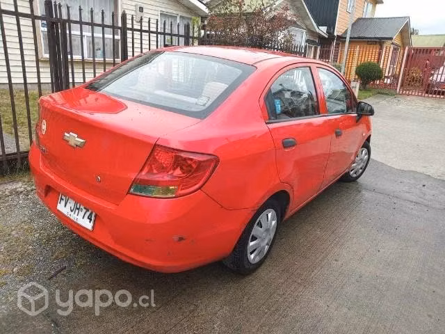 Vendo por renovación vehículo chevrolet sail 2013