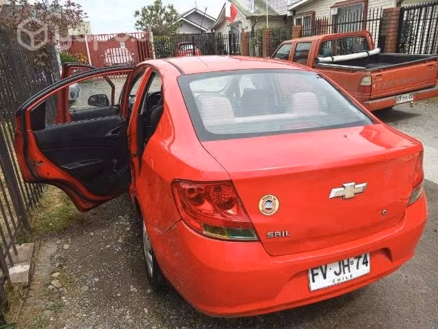 Vendo por renovación vehículo chevrolet sail 2013