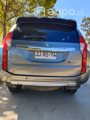 Mitsubishi montero sport 2017