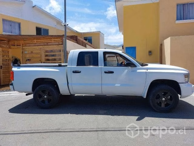 Dodge dakota 2012 precio conversable