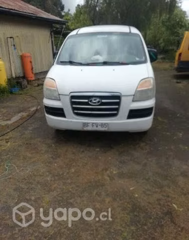 Vende o permuta Hyundai H1
