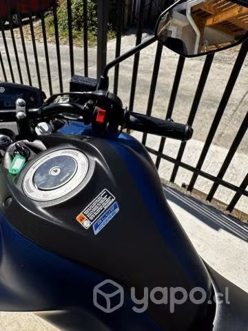 Moto Yamaha FZ-S