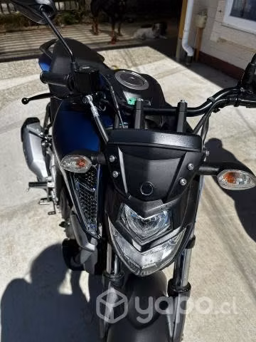 Moto Yamaha FZ-S