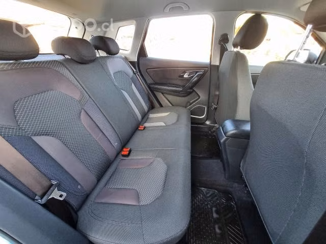 Suv familiar faw r7 excelente estado unico dueño