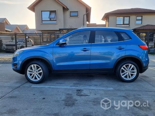Suv familiar faw r7 excelente estado unico dueño