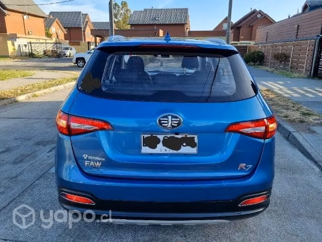 Suv familiar faw r7 excelente estado unico dueño