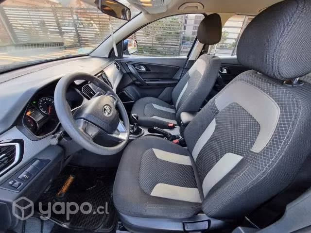 Suv familiar faw r7 excelente estado unico dueño