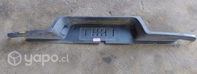 Moldura Parachoq Tras (MBD020) Mazda BT50 2.2 2019