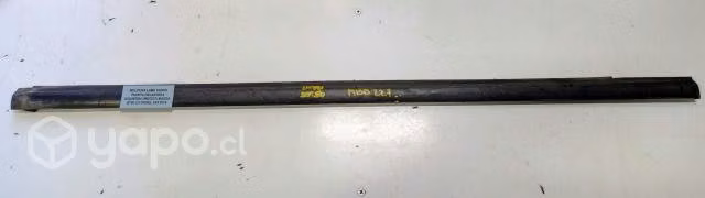 Moldura Lame Vidrio Pta del izq (MBD227) BT50 2019