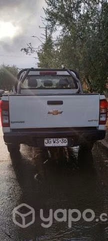 Camioneta Chevrolet Dmax 4X4 DIESEL 2.5cc - Imagen 5