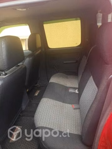 Nissan terrano 2012