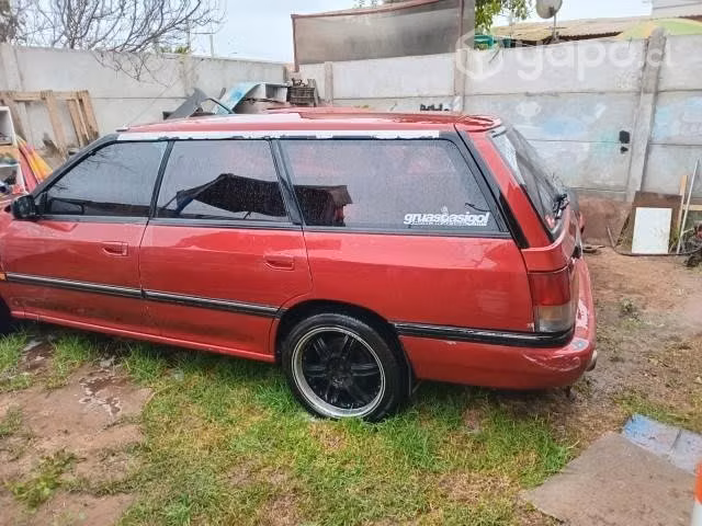Se vende subaru legasi