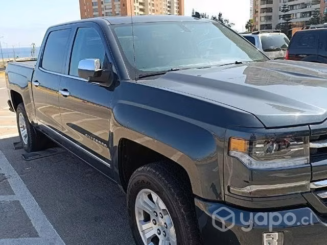 Vendo silverado 4x4 2019 auto.