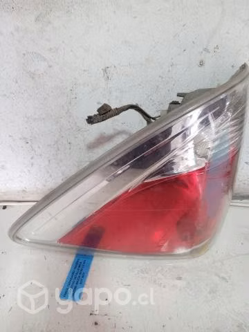 Farol Tapabarro tras Der Detall Mica (MAZ098) BT50