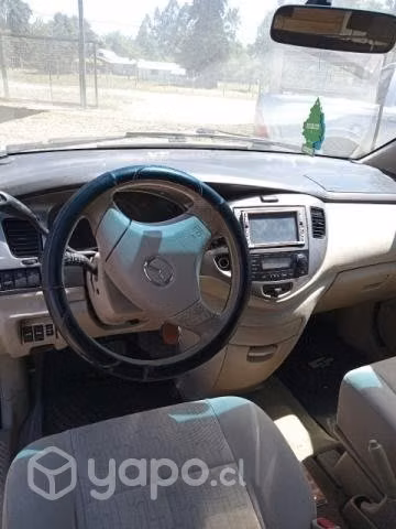 Mazda MPV 2004