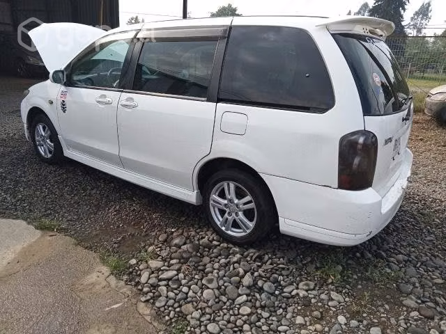 Mazda MPV 2004