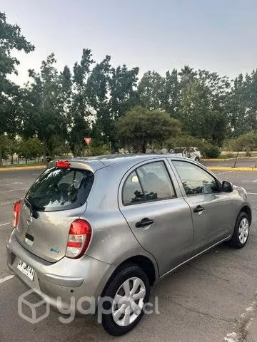 Nissan march 2012