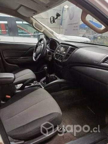 Mitsubishi l200 2020 - Imagen 5