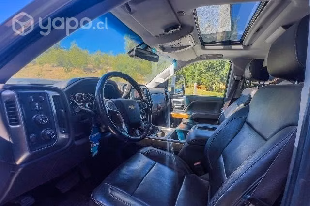 Silverado LTZ III - 2015 - FULL ACCESORIOS