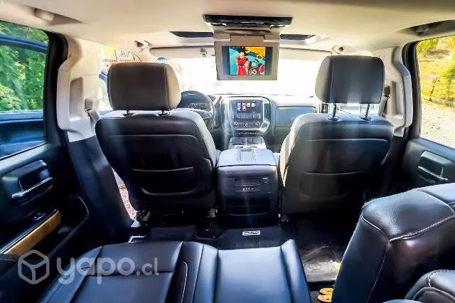 Silverado LTZ III - 2015 - FULL ACCESORIOS