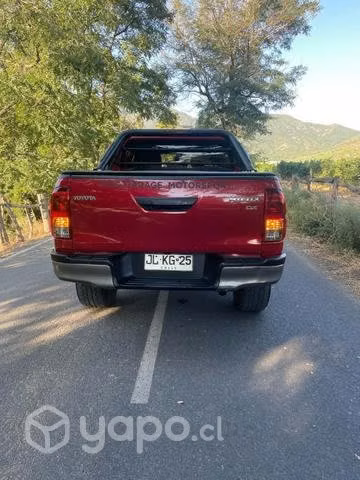 Toyota Hilux 2017 - Imagen 2