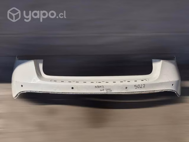 Parachoque trasero mercedes benz gla 200 2018
