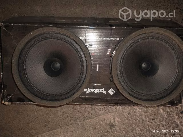 Juego de parlantes de camioneta L200 originales