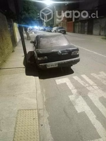Auto nissan v16 1996 tapa roja