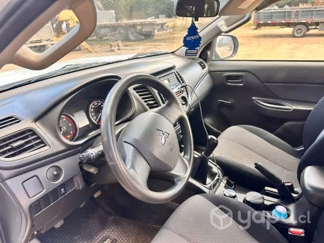 Mitsubishi l200 2020 - Imagen 3