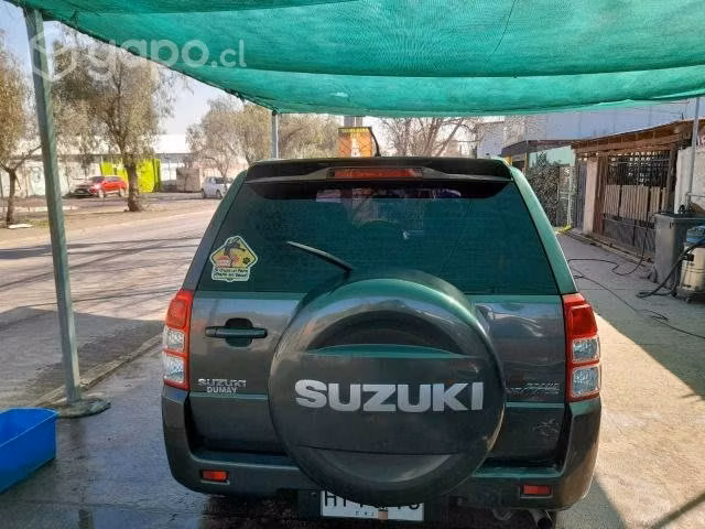 Suzuki grand nomade 2016