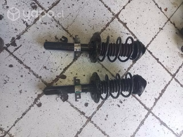Amortiguadores delanteros Nissan xtrail 2020