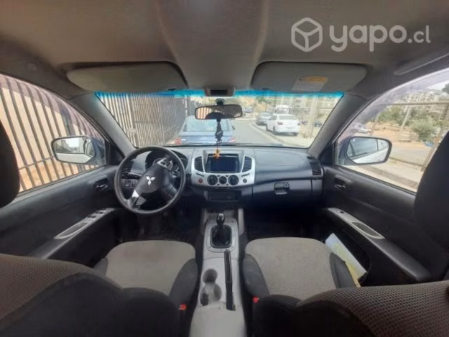 Mitsubishi l200 katana