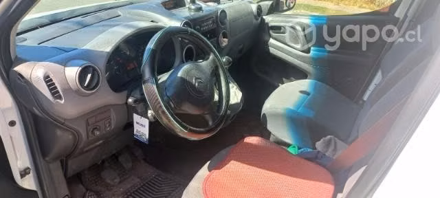 Se vende furgon
