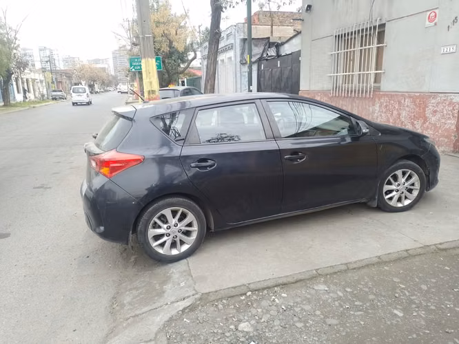 Toyota auris 2014