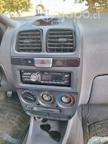 Hyndai accent 2005