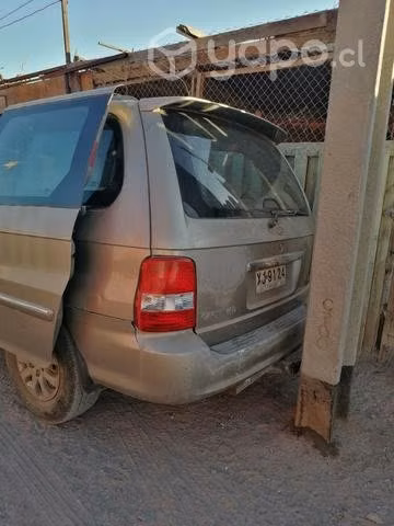 Kia canival 2.5 2004