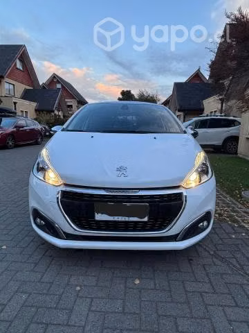 Peugeot 208 allure 1.6 bluehdi 100 hp full - Imagen 2