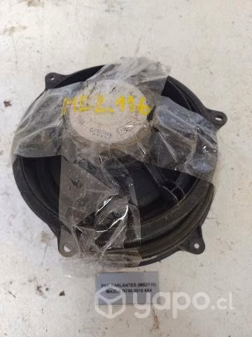 Par Parlantes (MBZ116) Mazda BT50 2019 4x4