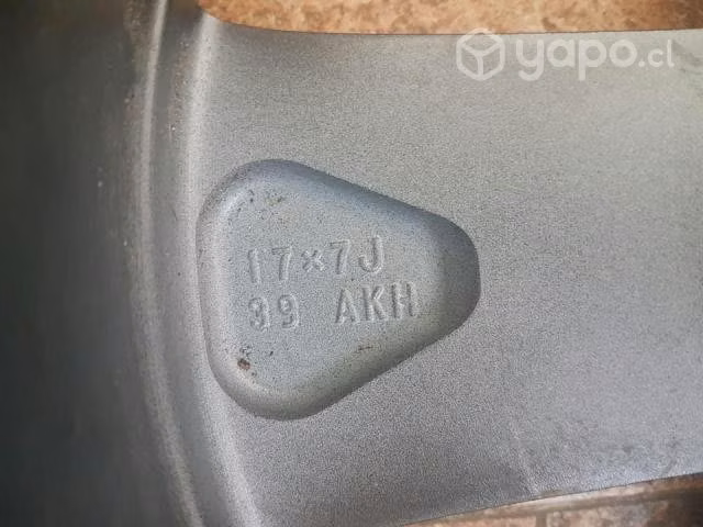 Llanta original Toyota RAV4 2015