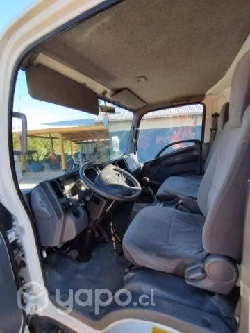 Chevrolet NPR 816 E4